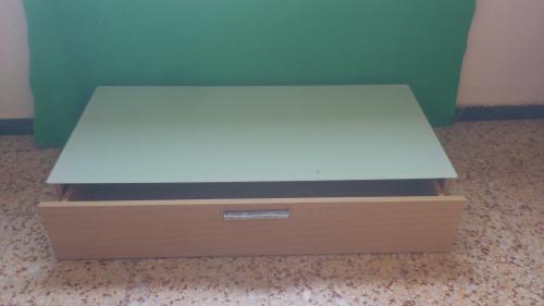 Vendo MESA SOBRE PUESTA